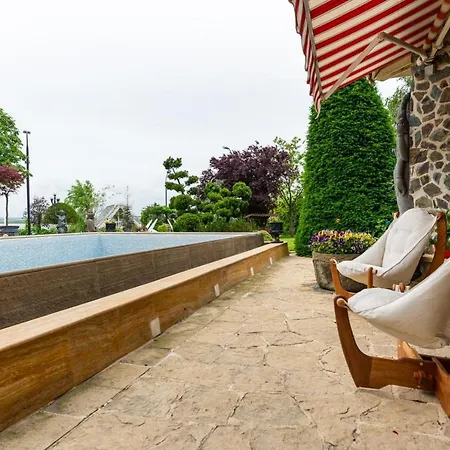 וילה Luxury Lake Villa Năvodari